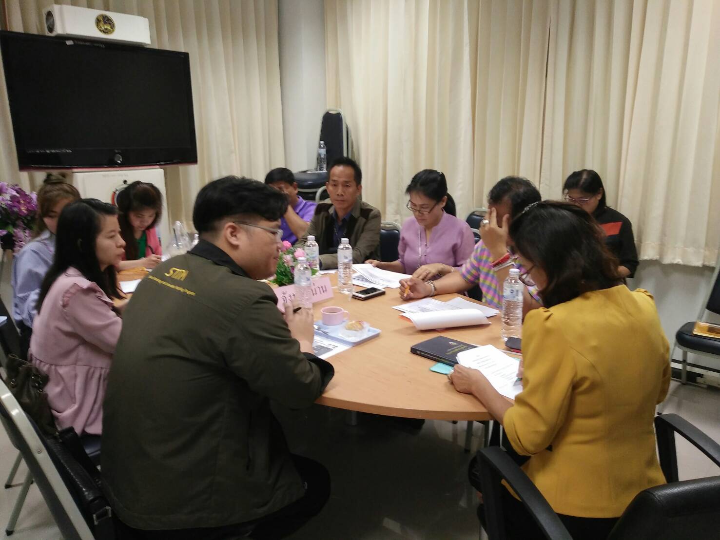 ประชุมหารือการขับเคลื่อนโครงการยกระดับ OTOP ในพื้นที่ 10 จังหวัดที่ยากจนที่สุดในประเทศ