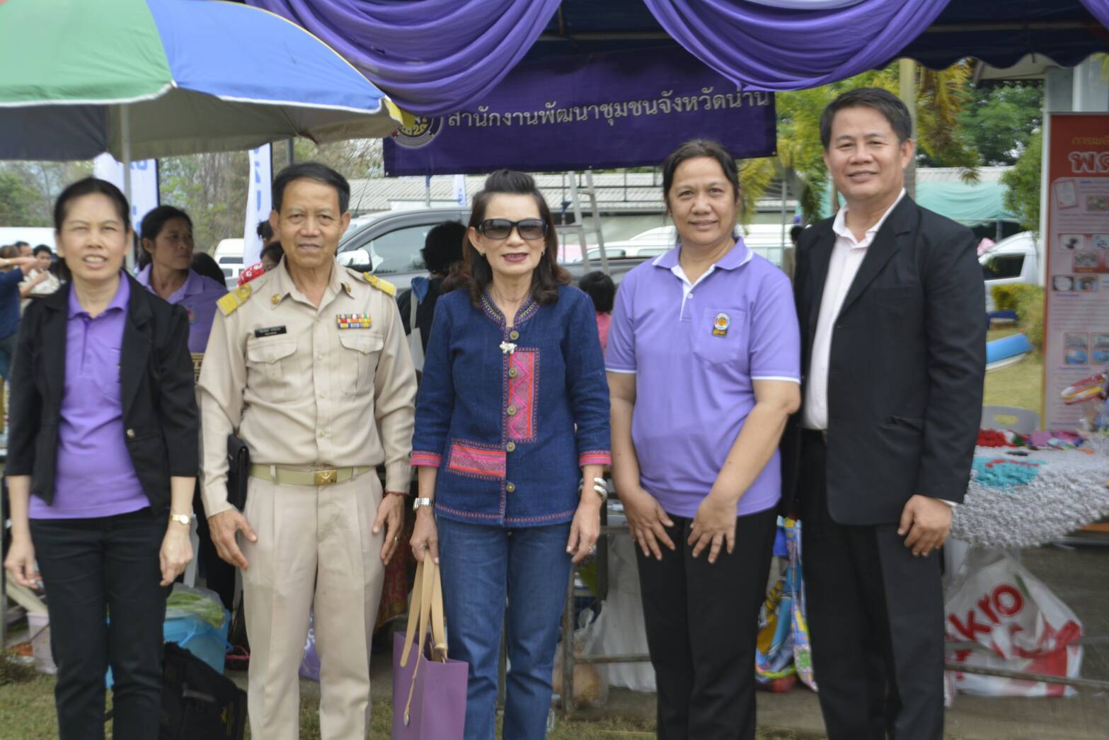 ออกหน่วยบำบัดทุกข์ บำรุงสุข สร้างรอยยิ้มให้ประชาชน ครั้งที่ 6/2561