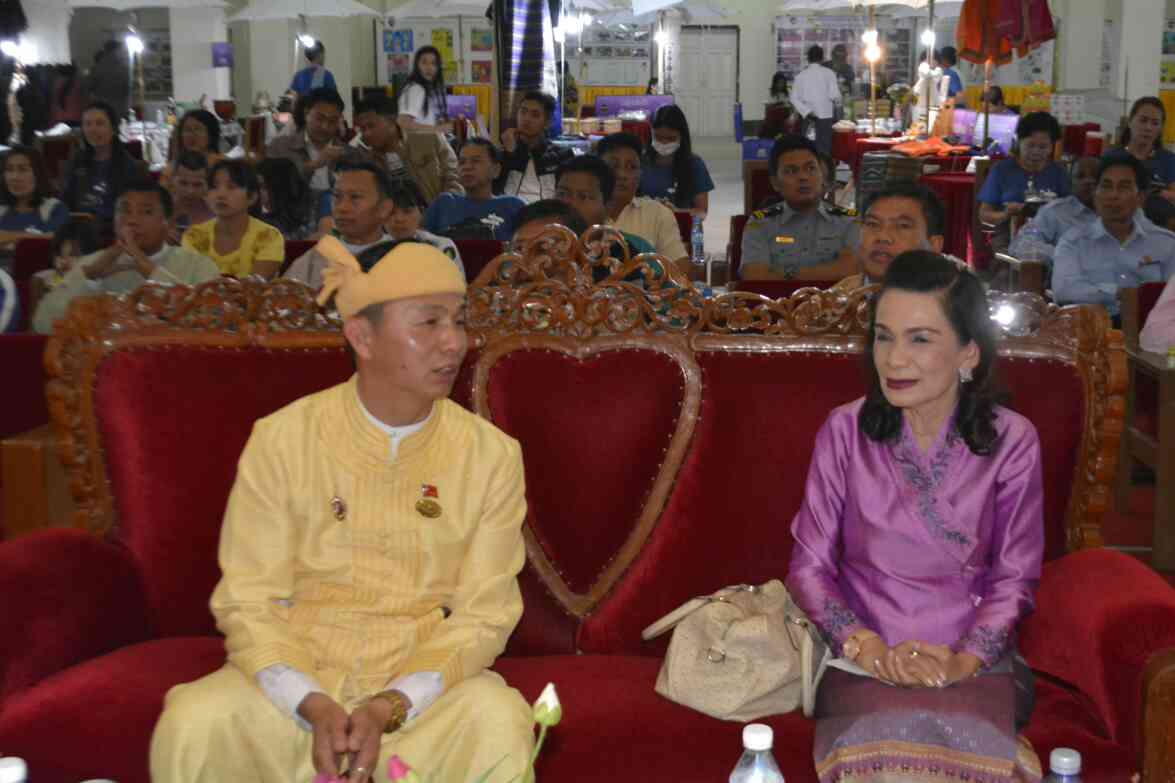 พิธีเปิดงานจัดแสดงและจำหน่ายผลิตภัณฑ์ OTOP สานสัมพันธ์สองแผ่นดินน่าน-เชียงตุง สาธารณรัฐแห่งสหภาพเมียนมาร์
