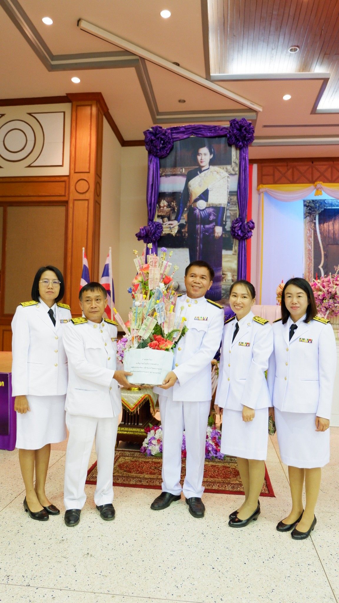 พิธีทอดผ้าป่าสมทบกองทุนพัฒนาเด็กชนบทในพระราชูปถัมภ์ สมเด็จพระเทพรัตนราชสุดาฯ สยามบรมราชกุมารี ประจำปี 2561