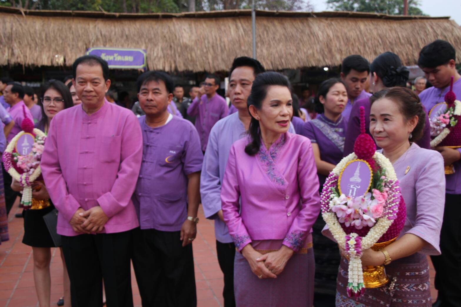 สพจ.น่าน ร่วมพิธีถวายพานพุ่มสักการะแด่สมเด็จพระเทพรัตนราชสุดาฯ สยามบรมราชกุมารี