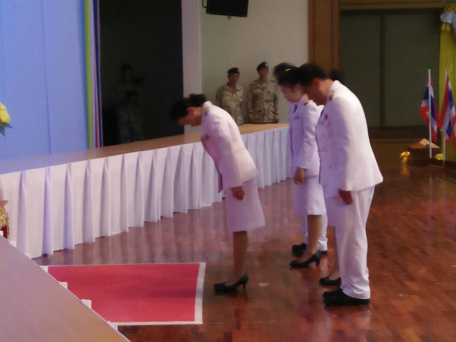 สพจ.น่าน ร่วมพิธีวันพระบาทสมเด็จพระนั่งเกล้าเจ้าอยู่หัว พระมหาเจษฎาราชเจ้า และวันข้าราชการพลเรือน