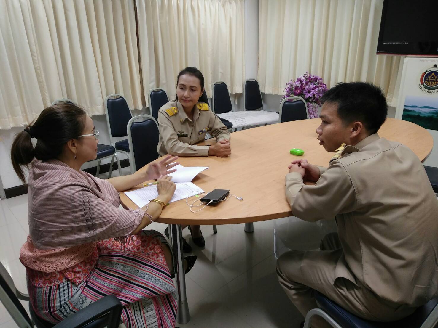 สพจ.น่าน รับรายงานตัวข้าราชการที่ได้รับแต่งตั้ง (ย้าย) มาปฏิบัติหน้าที่ในพื้นที่จ.น่าน