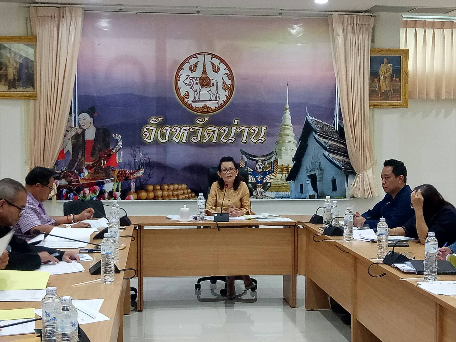 สพจ.น่าน ประชุมพัฒนาการอำเภอและนักวิชาการพัฒนาชุมชนจังหวัดน่าน