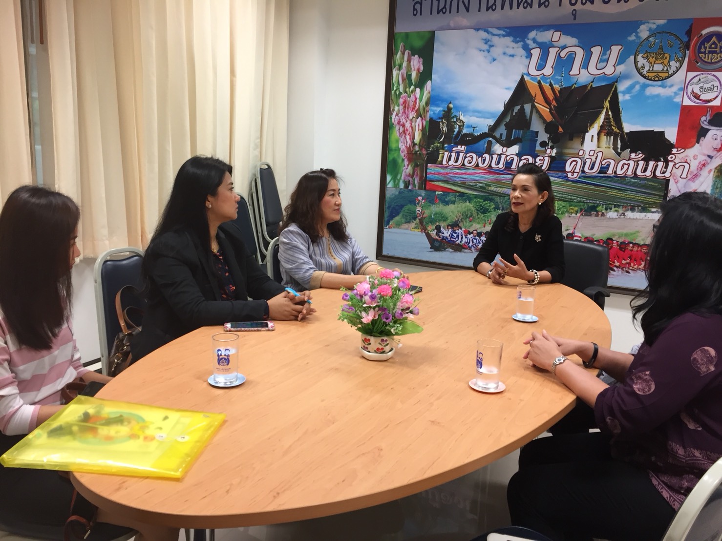 ติดตามงานศูนย์จัดการกองทุนชุมชน , ศูนย์สาธิตการตลาด และกลุ่มออมทรัพย์เพื่อการผลิต ในพื้นที่จ.น่าน