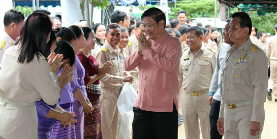 สพจ.น่าน มอบเงินกองทุนพัฒนาเด็กจังหวัดน่านในพระบรมราชูปถัมภ์ สมเด็จพระเทพรัตนราชสุดาฯ สยามบรมราชกุมารี