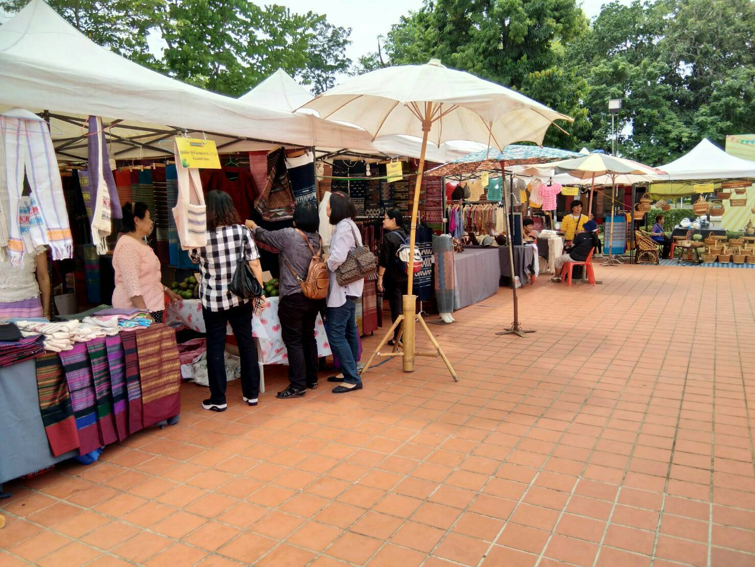 งานตลาดประชารัฐ ครั้งที่ 3 ภายใต้โครงการ “ตลาดนัดชุมชนคนเมืองน่าน”