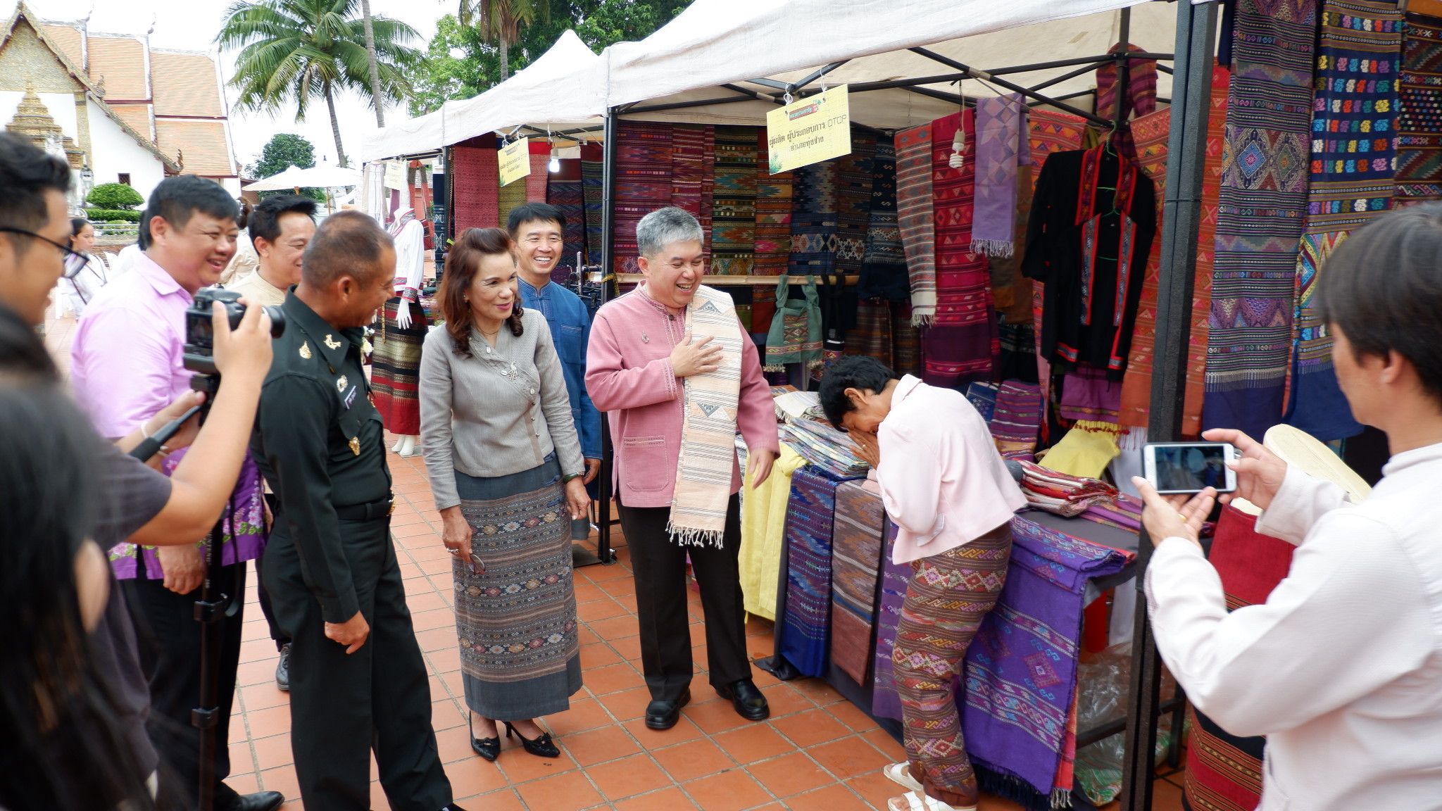 งานตลาดประชารัฐ ครั้งที่ 3 ภายใต้โครงการ “ตลาดนัดชุมชนคนเมืองน่าน”