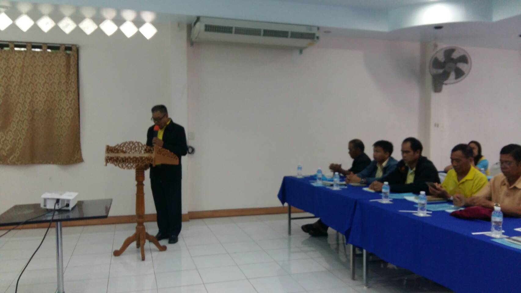 ประชุมเชิงปฎิบัติการพัฒนาศักยภาพคณะกรรมการกองทุนแม่ของแผ่นดินจังหวัดน่าน