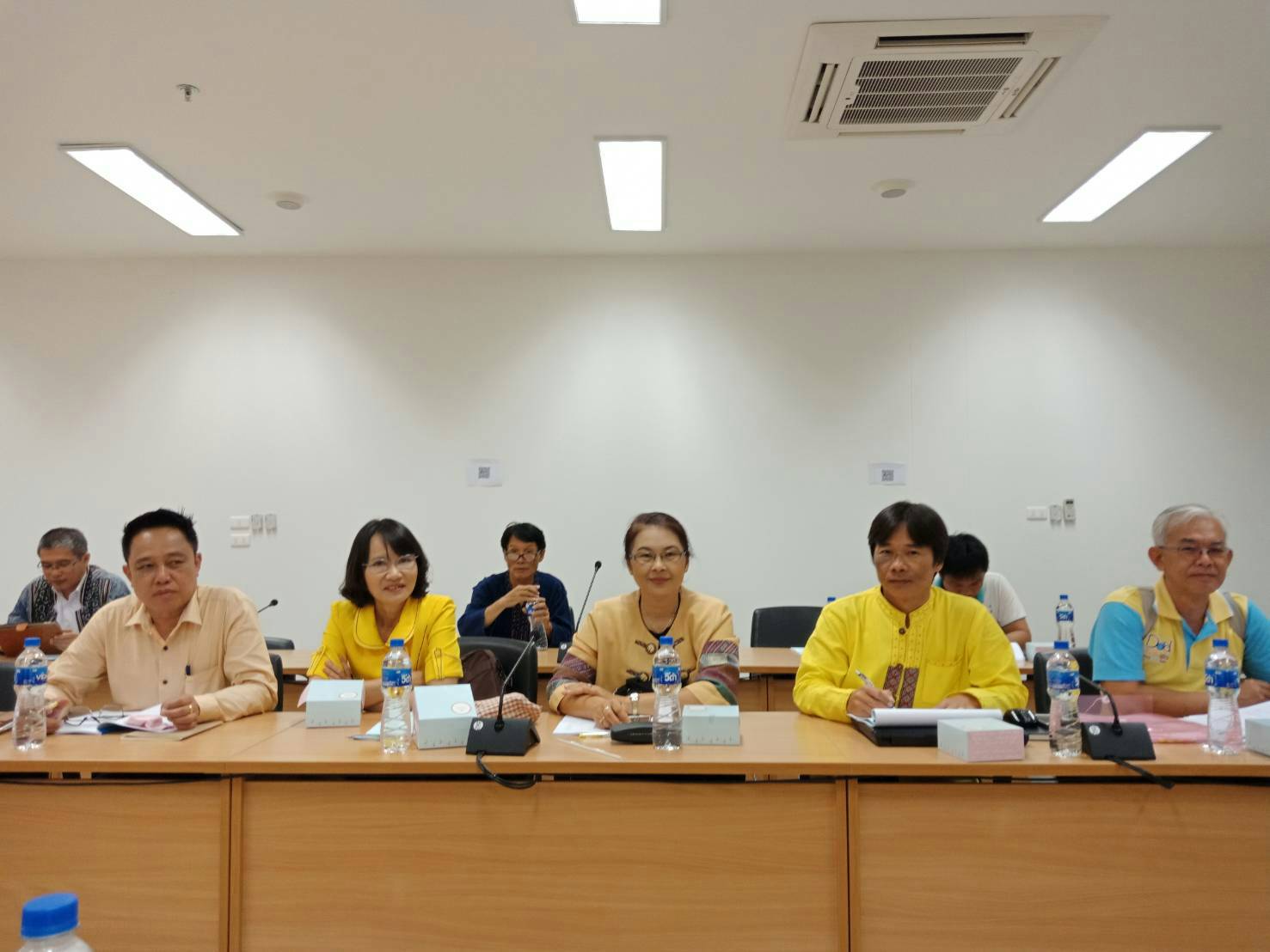 ประชุมเชิงปฏิบัติการทีมสนับสนุนการขับเคลื่อนการพัฒนาเศรษฐกิจฐานรากและประชารัฐจังหวัดน่าน