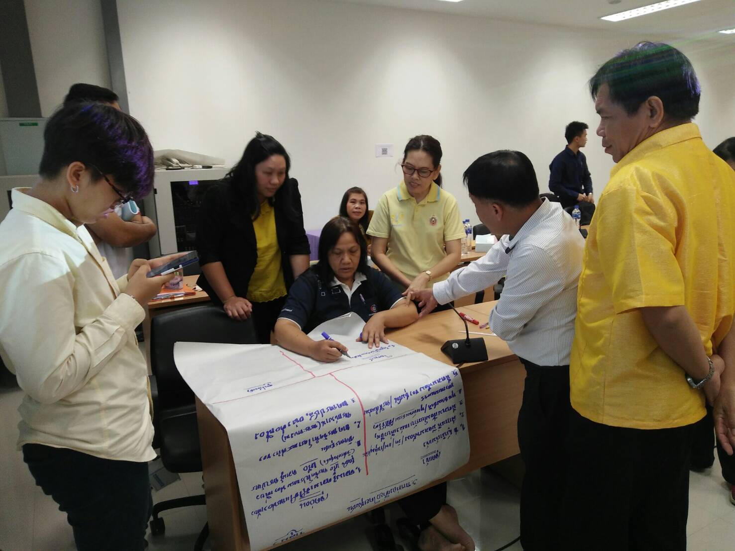 ประชุมเชิงปฏิบัติการทีมสนับสนุนการขับเคลื่อนการพัฒนาเศรษฐกิจฐานรากและประชารัฐจังหวัดน่าน