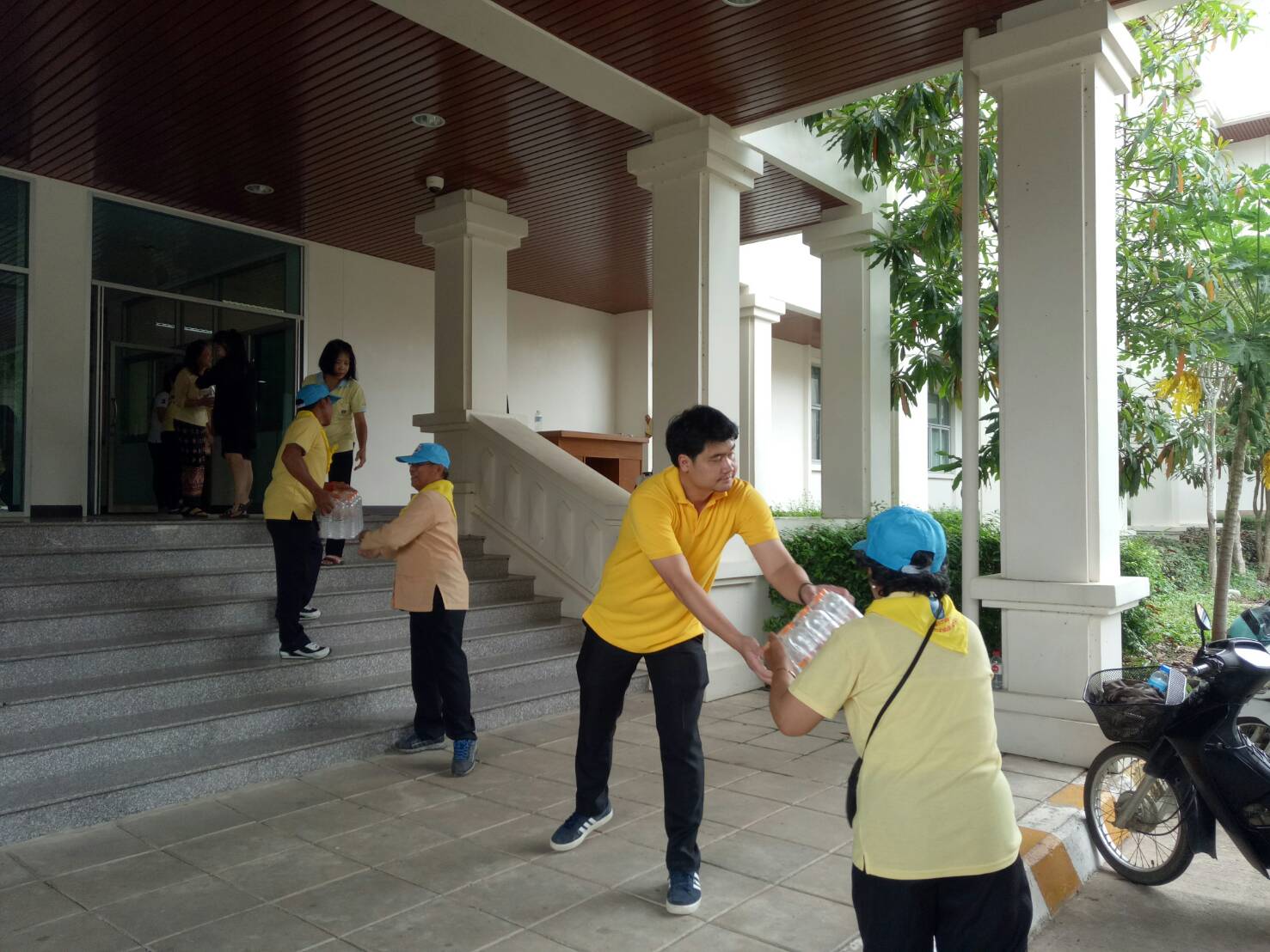 @ น่าน : จิตอาสา “เราทำความ ดี ด้วยหัวใจ”