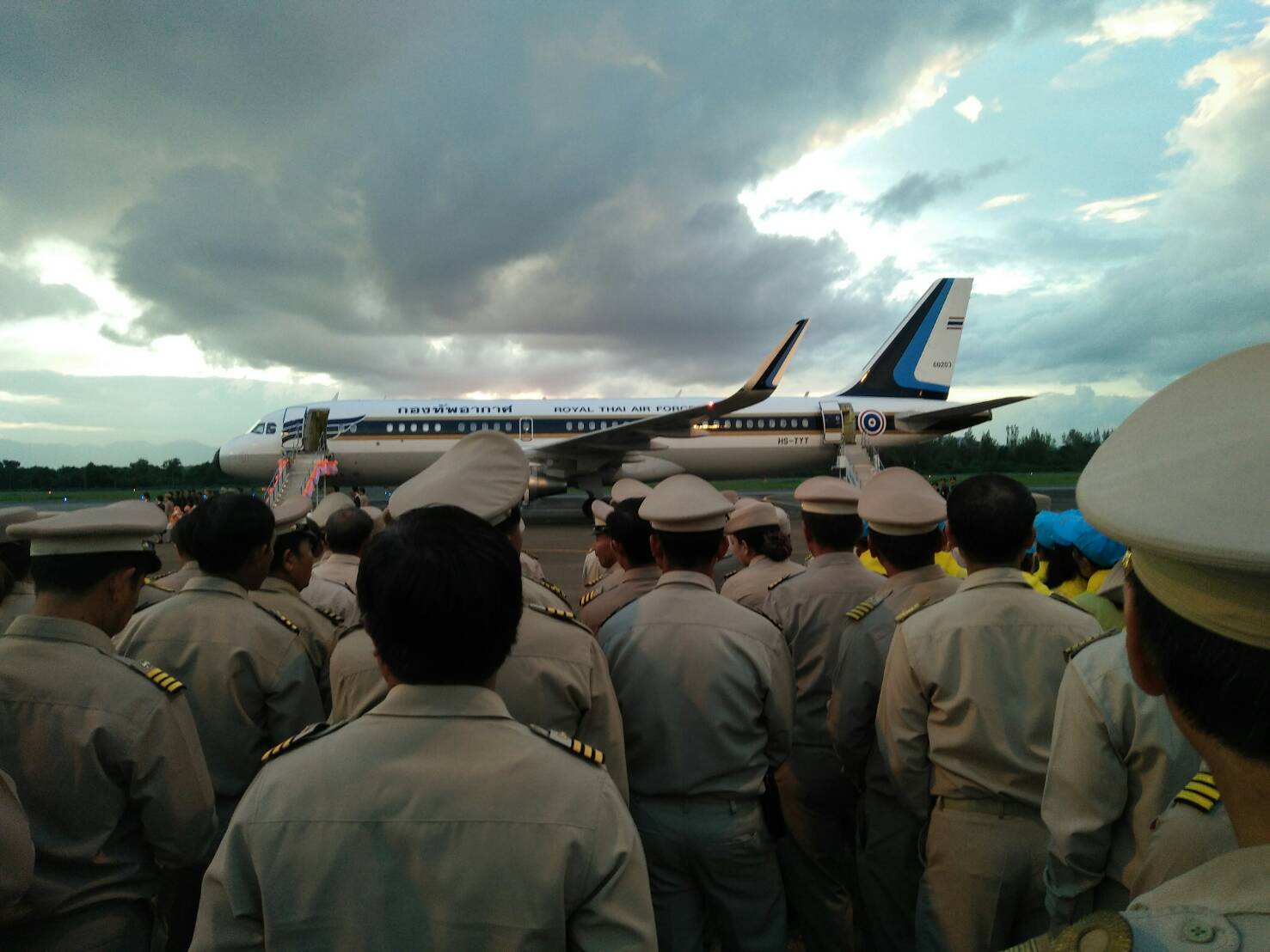 สพจ.น่าน ร่วมรับ-ส่ง เสด็จฯ สมเด็จพระเจ้าลูกเธอ เจ้าฟ้าจุฬาภรณวลัยลักษณ์ อัครราชกุมารี