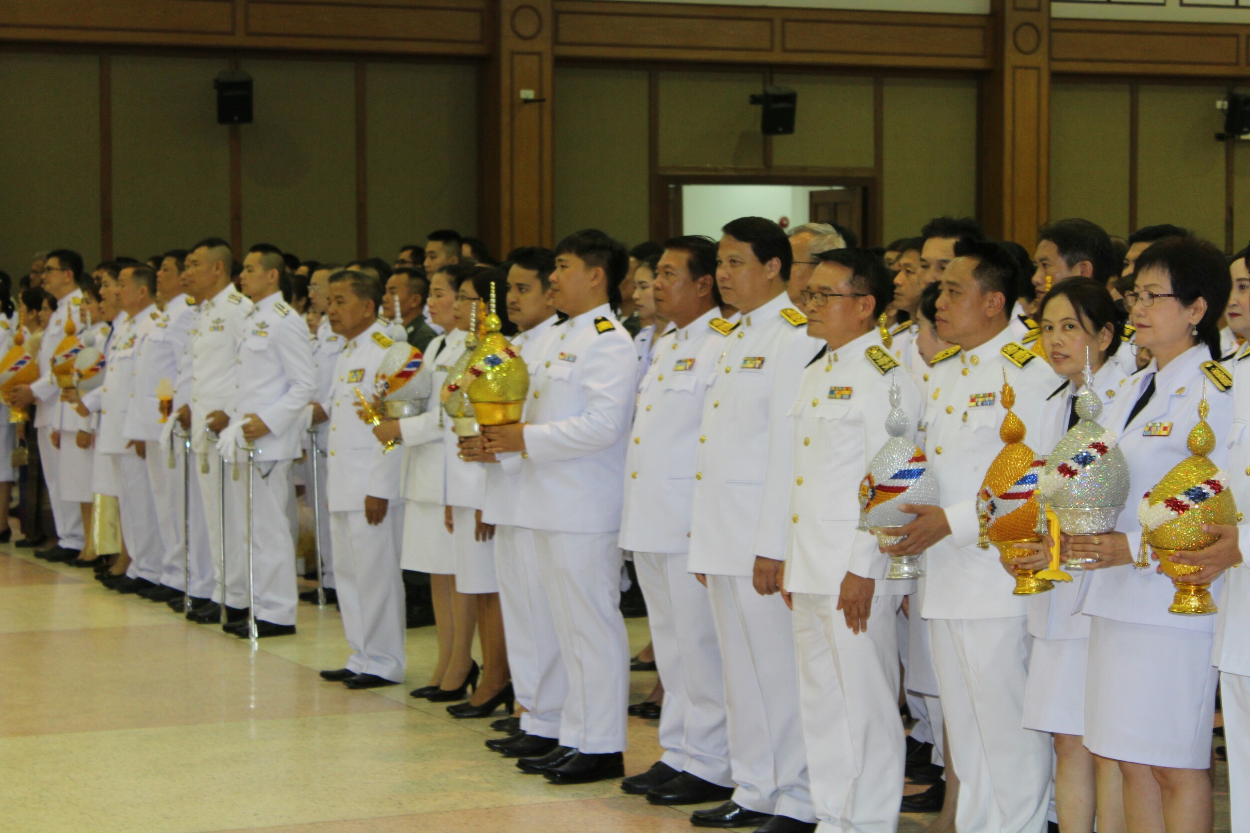 สพจ.น่าน ร่วมพิธีถวายเครื่องราชสักการะและพิธีจุดเทียนถวายพระพรชัยมงคล