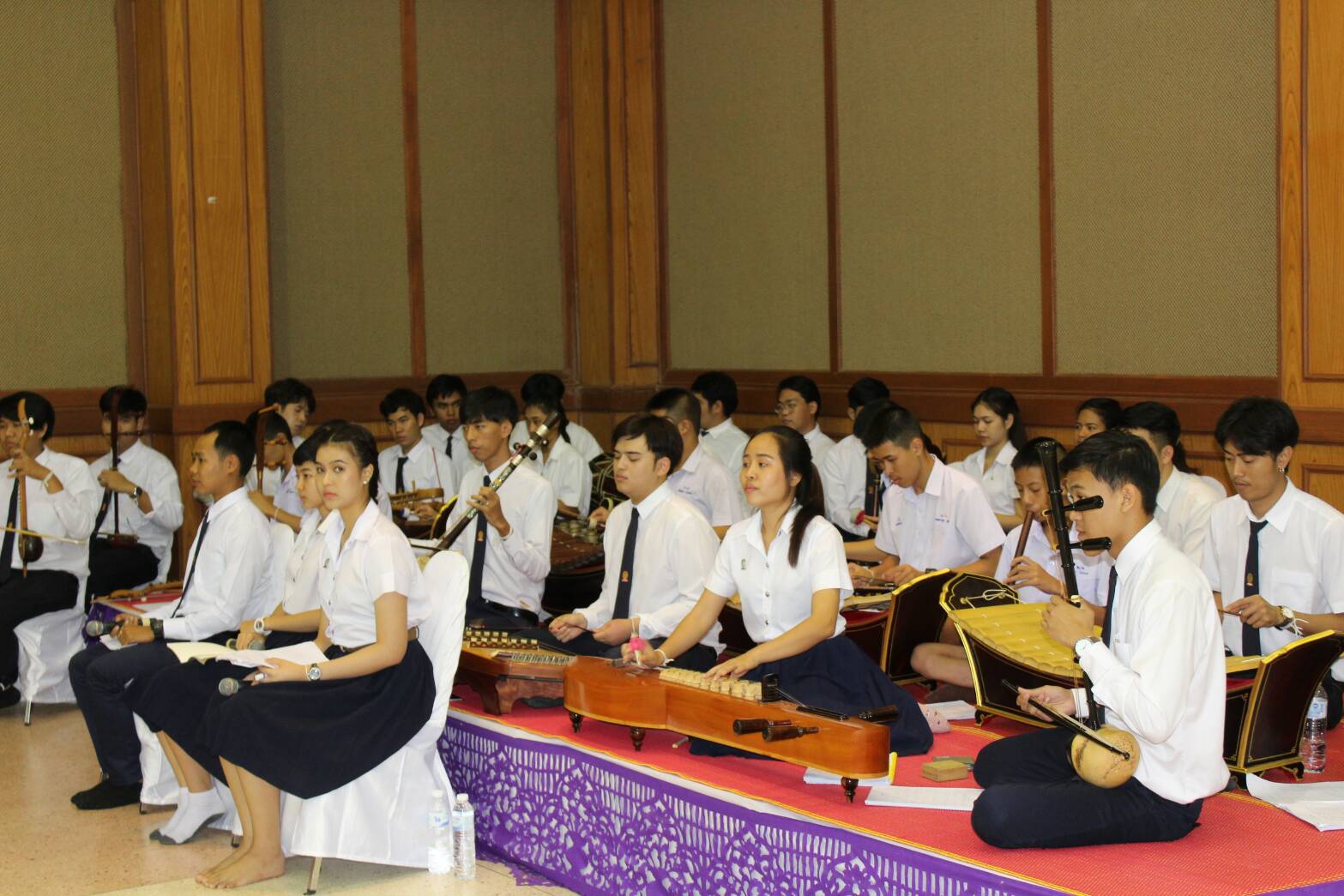 สพจ.น่าน ร่วมพิธีถวายเครื่องราชสักการะและพิธีจุดเทียนถวายพระพรชัยมงคล