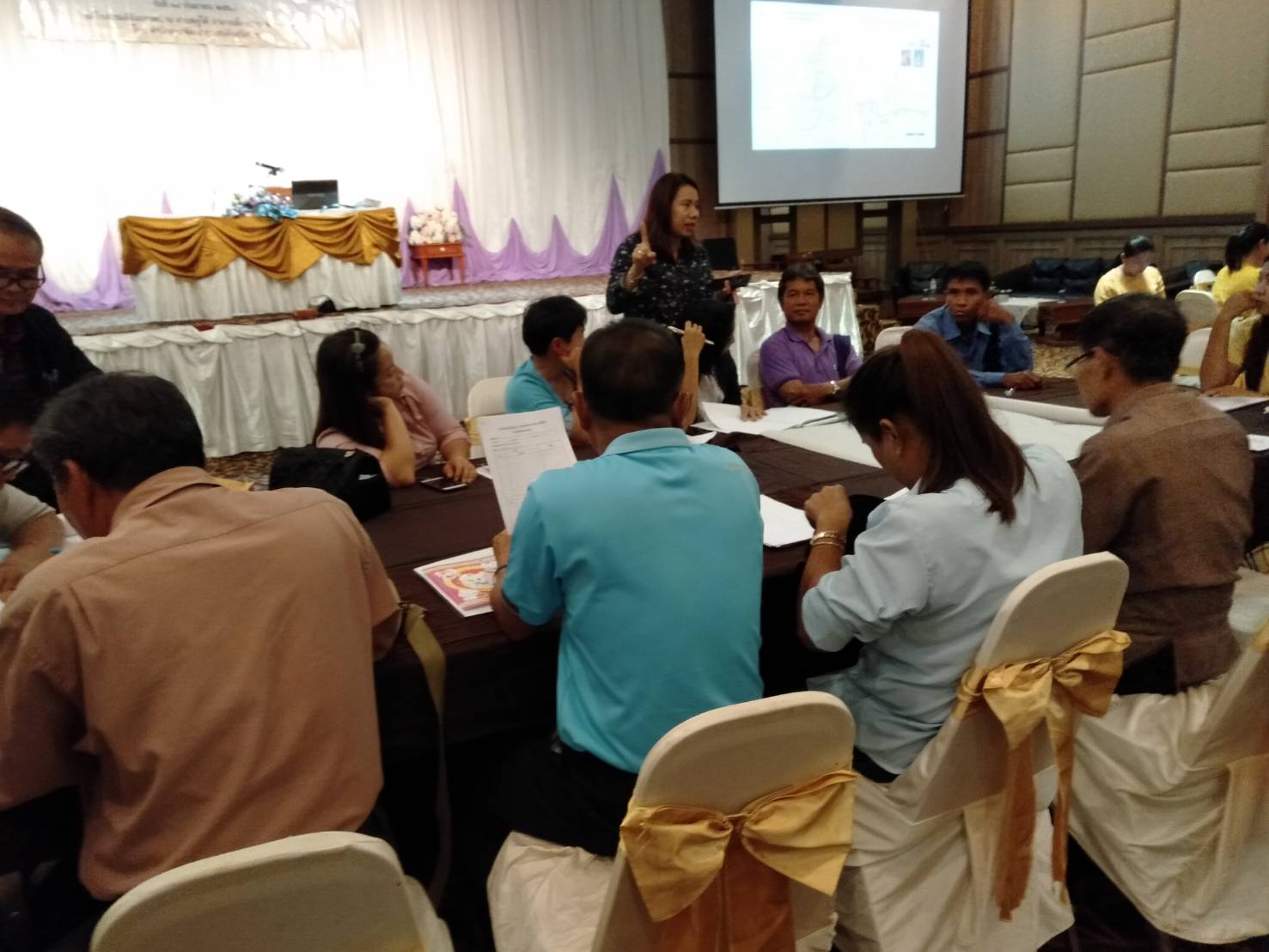 สพจ.น่าน ดำเนินกิจกรรมอบรมออกแบบเส้นทางท่องเที่ยวและวางแผนเชื่อมโยงเส้นทางการท่องเที่ยวแต่ละท้องถิ่น ระดับจังหวัด