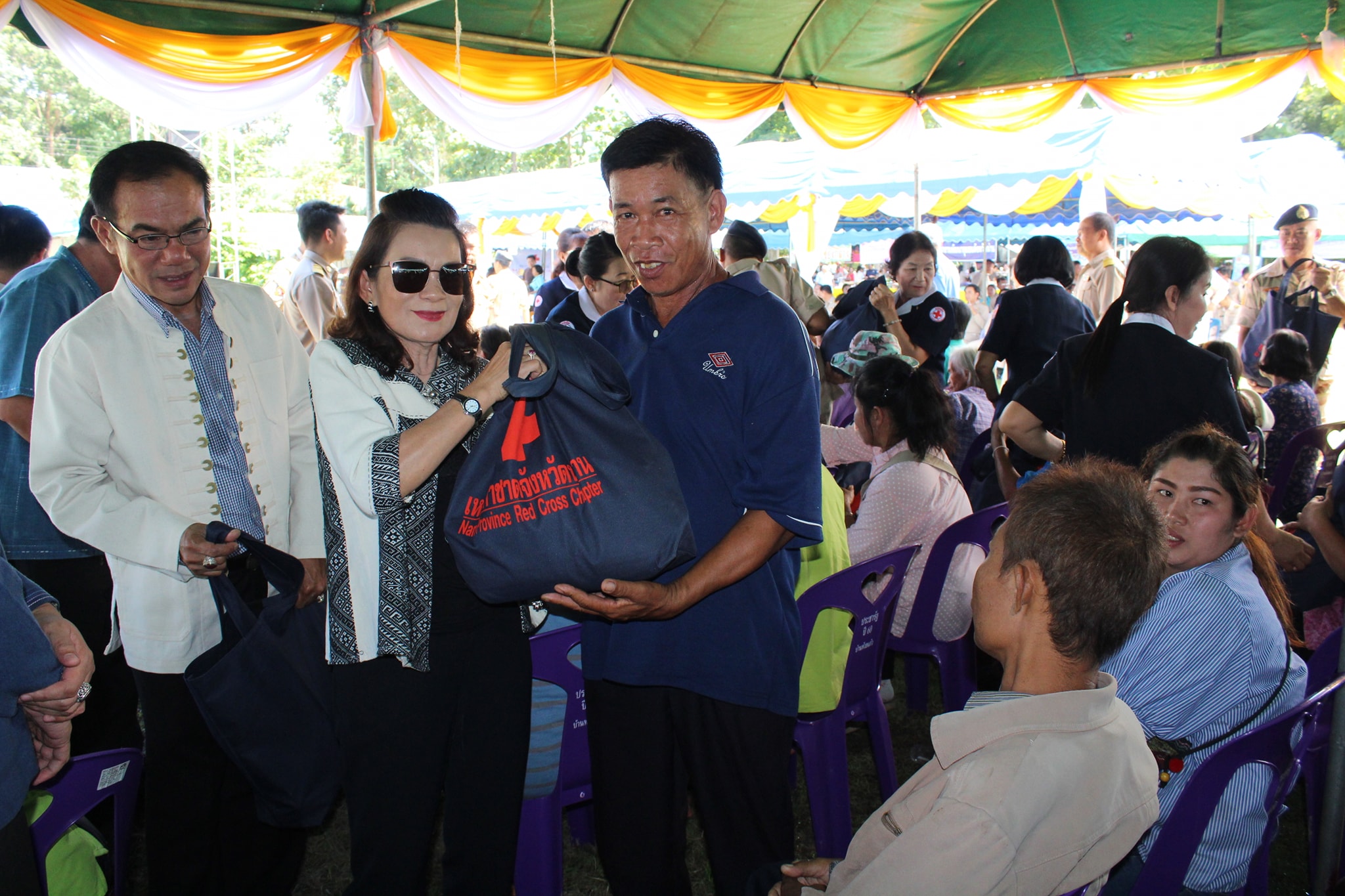 จ.น่าน มอบทุนการศึกษากองทุนพัฒนาเด็กชนบทในพระราชูปถัมภ์ สมเด็จพระเทพรัตนราชสุดาฯ สยามบรมราชกุมารี