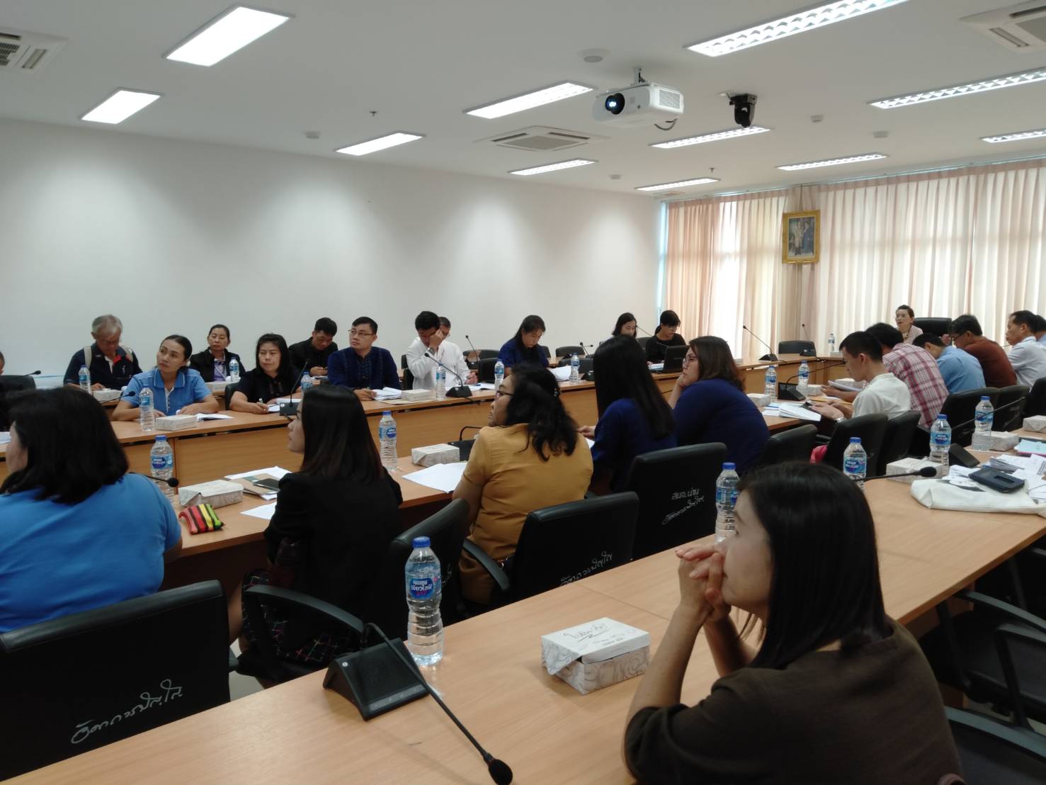 ประชุมเชิงปฏิบัติการขับเคลื่อนการพัฒนาเศรษฐกิจฐานรากและประชารัฐจังหวัดน่าน