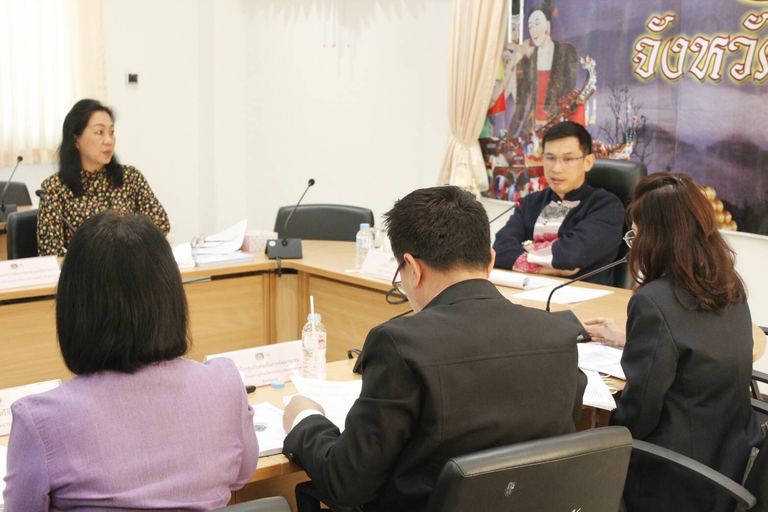 การประชุมคณะอนุกรรมการบริหารกองทุนพัฒนาบทบาทสตรีระดับจังหวัด จังหวัดน่าน ครั้งที่ 9/2561