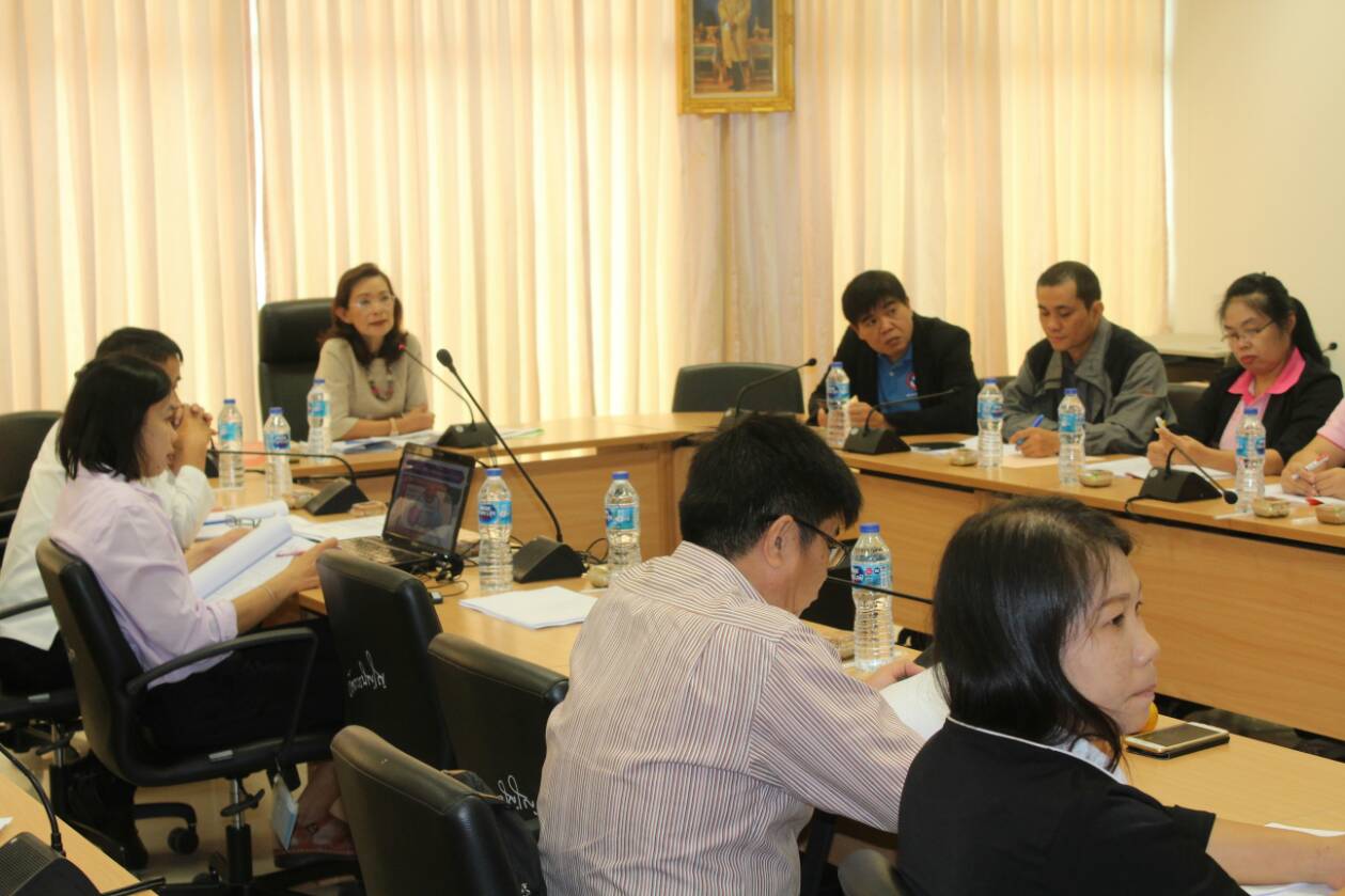 ประชุมเชิงปฏิบัติการทีมปฏิบัติการสนับสนุนการขับเคลื่อนการพัฒนาเศรษฐกิจฐานรากและประชารัฐ