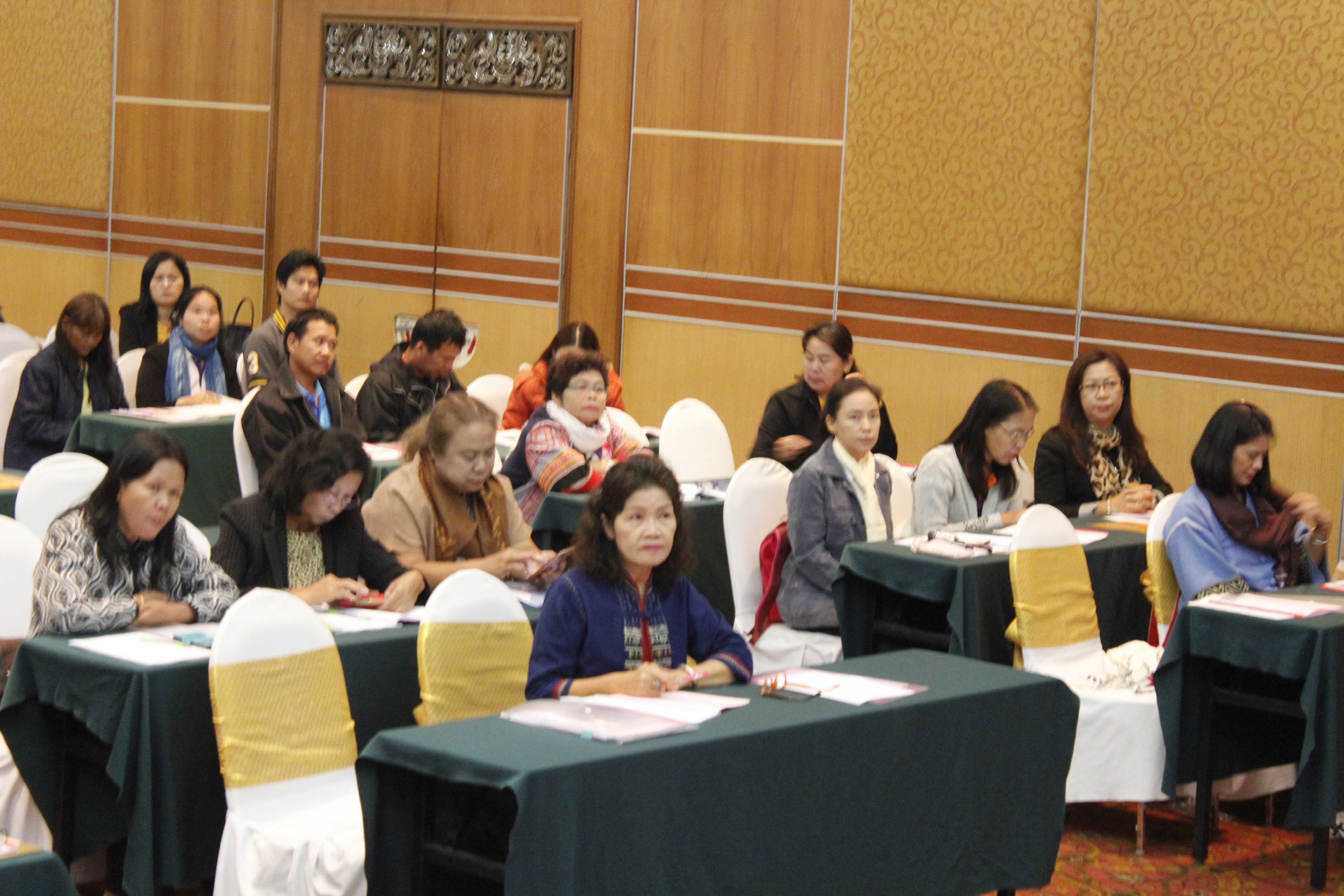 ประชุมเชิงปฏิบัติการเพิ่มประสิทธิภาพผู้ผลิต ผู้ประกอบการ OTOP สู่นักการตลาดยุคดิจิทัล 4.0