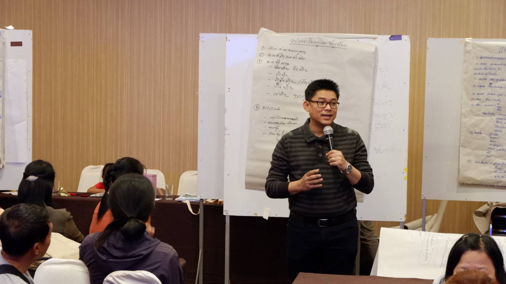 @น่าน : เตรียมความพร้อมแกนนำหมู่บ้าน. OTOP. เพื่อการท่องเที่ยว. ปี 2562