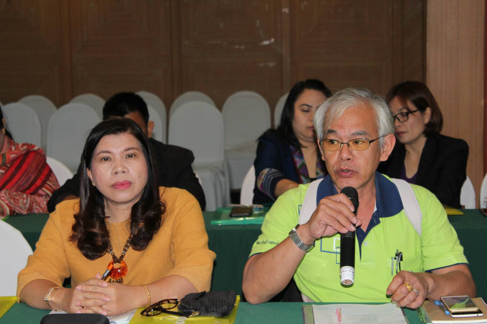 @น่าน : ประชุมคณะกรรมการคัดสรรสุดยอดผลิตภัณฑ์ OTOP เด่น จังหวัดน่าน