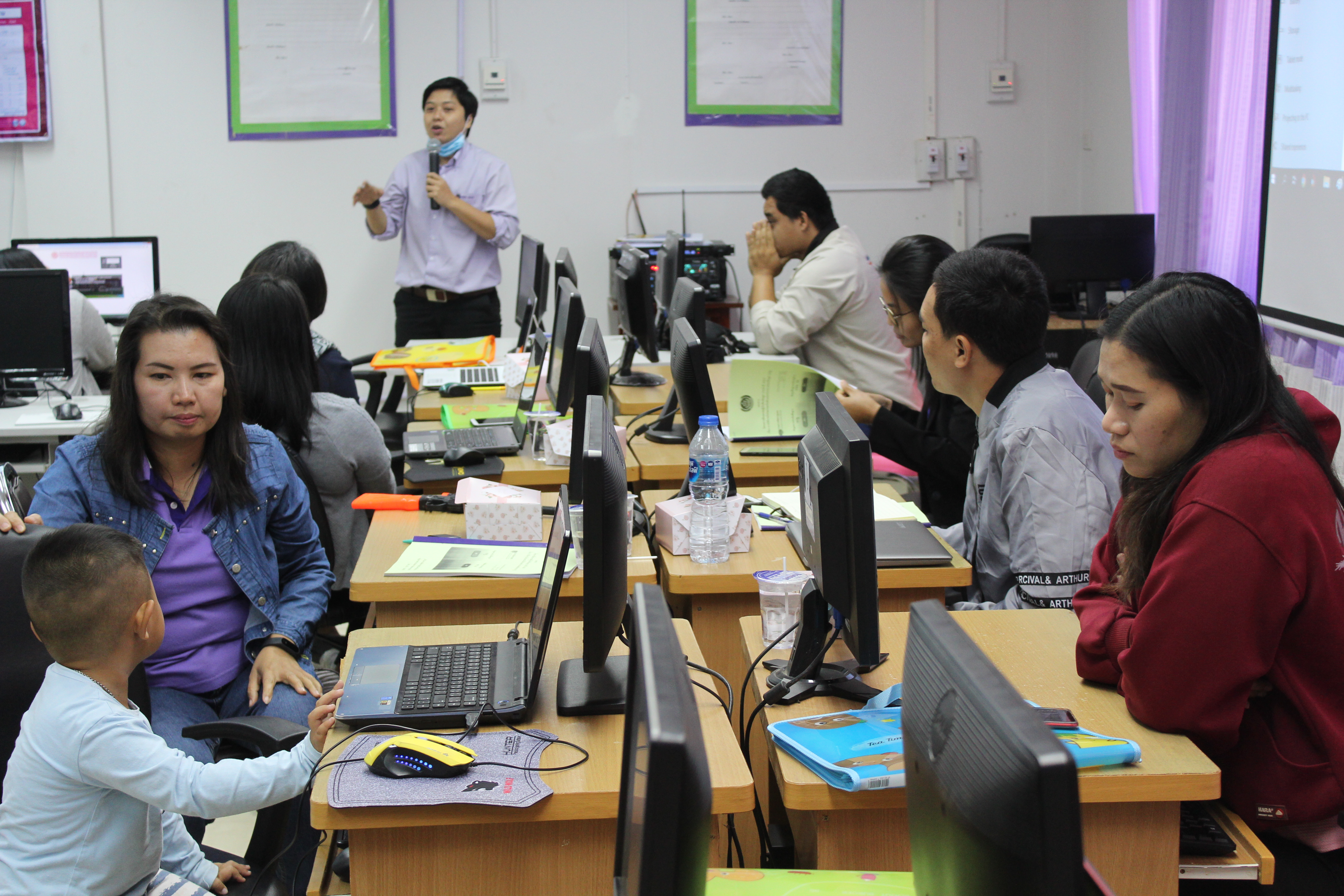 @น่าน : อบรมผู้บันทึกข้อมูล ประจำปี 2562 เรื่องการใช้งานโปรแกรมบันทึกและประมวลผลข้อมูล จปฐ.