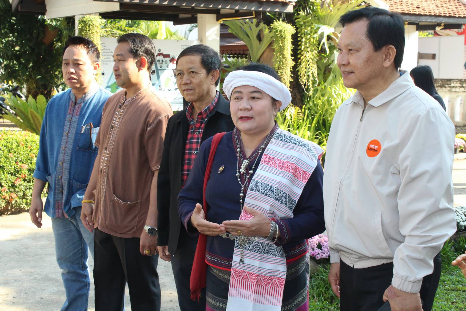 @น่าน : นายโชคชัย แก้วป่อง รองอธิบดีกรมการพัฒนาชุมชน ติดตามการดำเนินงานหมู่บ้าน OTOP นวัตวิถี