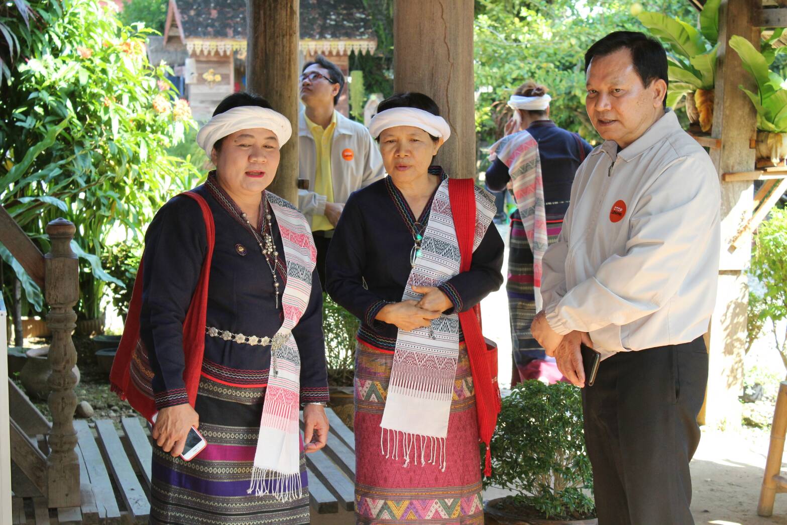 @น่าน : นายโชคชัย แก้วป่อง รองอธิบดีกรมการพัฒนาชุมชน ติดตามการดำเนินงานหมู่บ้าน OTOP นวัตวิถี