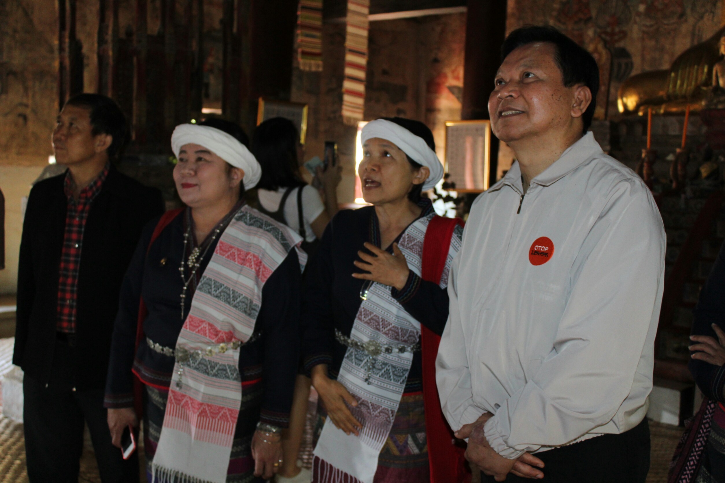 @น่าน : นายโชคชัย แก้วป่อง รองอธิบดีกรมการพัฒนาชุมชน ติดตามการดำเนินงานหมู่บ้าน OTOP นวัตวิถี