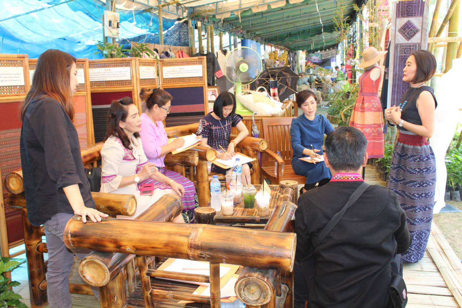 @น่าน : การประกวดออกแบบผลิตภัณฑ์ผ้าทอเมืองน่านและผลิตภัณฑ์ของใช้ของที่ระลึกจังหวัดน่าน