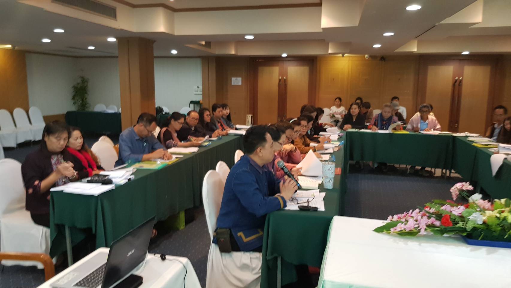 จังหวัดน่านประชุมผู้ผลิต ผู้ประกอบการ คัดสรรสุดยอดผลิตภัณฑ์ OTOP เด่น