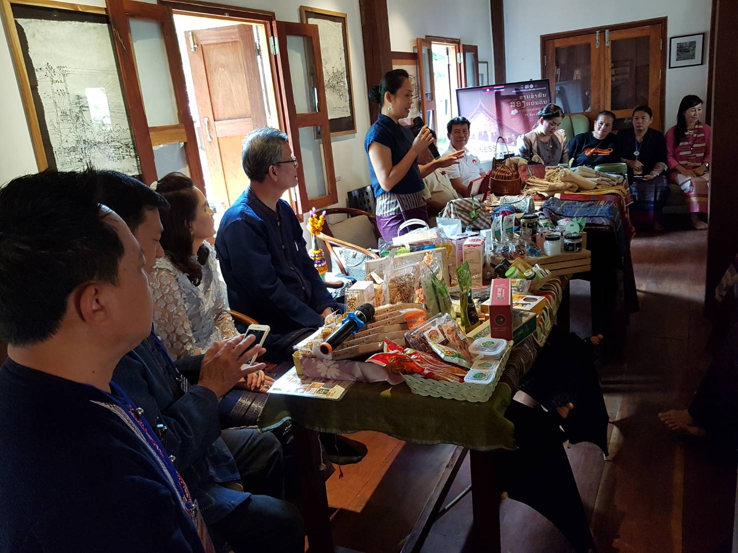 @น่าน : น่านนคร – หลวงพระบาง Business matching OTOP สานสัมพันธ์สองแผ่นดิน