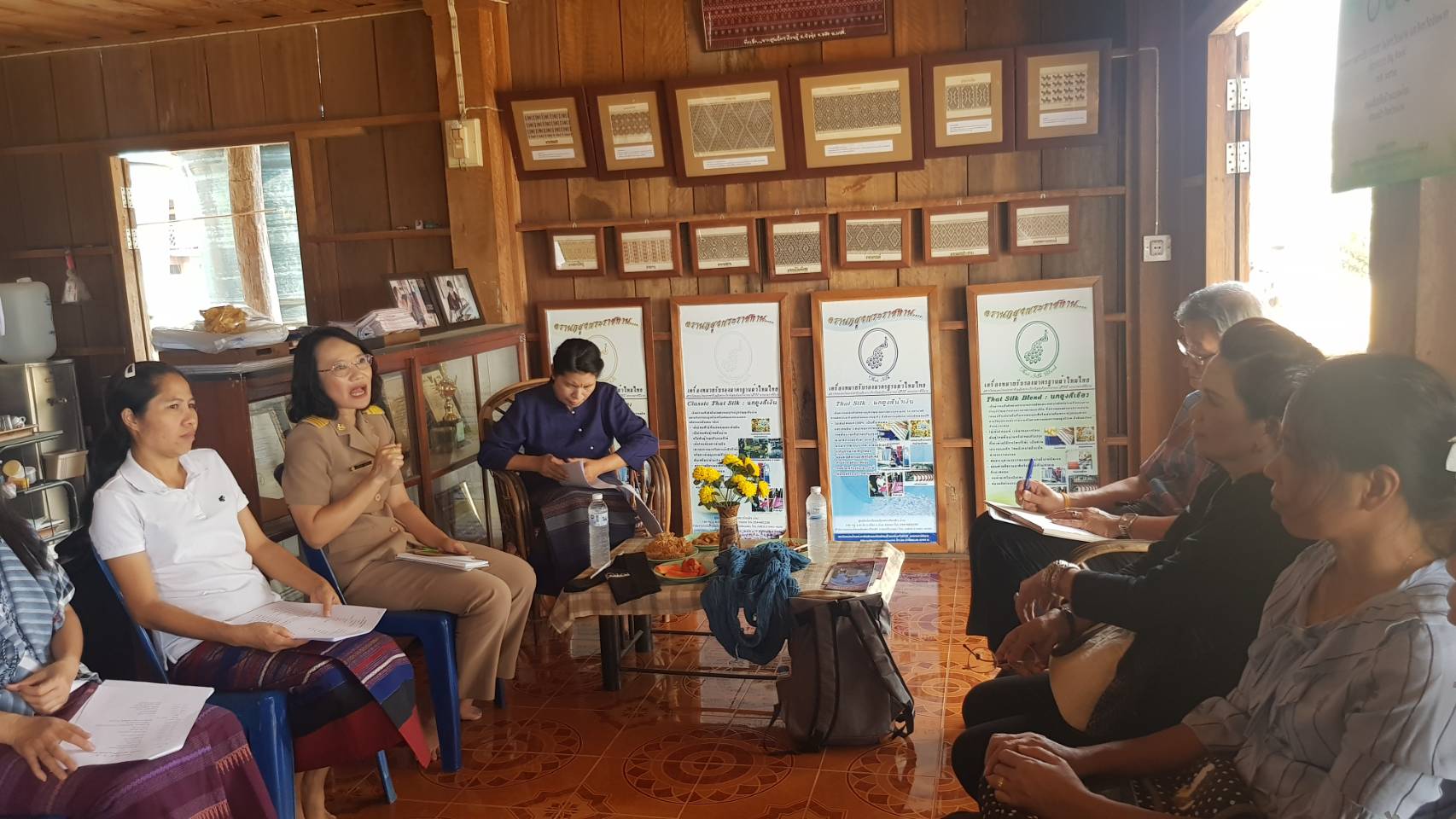 @น่าน : นายไพบูลย์ บูรณสันติ ผู้ตรวจราชการกรมการพัฒนาชุมชน ติดตามให้คำแนะนำ การขับเคลื่อนชุมชนท่องเที่ยว ตามโครงการหมู่บ้าน OTOP เพื่อการท่องเที่ยว