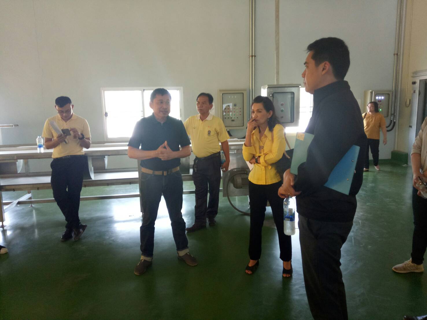 @น่าน : สพจ.น่าน และหน่วยงานรับผิดชอบ ร่วมศึกษาเรียนรู้กระบวนการดำเนินงานศูนย์กระจายสินค้านวัตกรรมเกษตรปลอดภัย