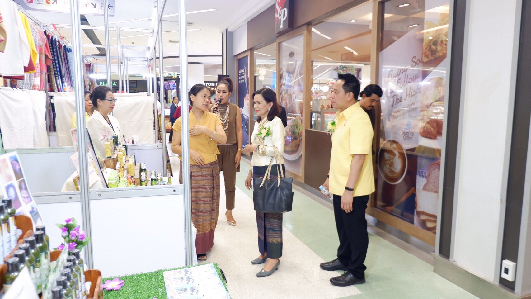 @น่าน : พช.น่านนคร. เพิ่มช่องทางการตลาดสินค้า. OTOP เชื่อมโยงสู่ AEC @นครสวรรค๋