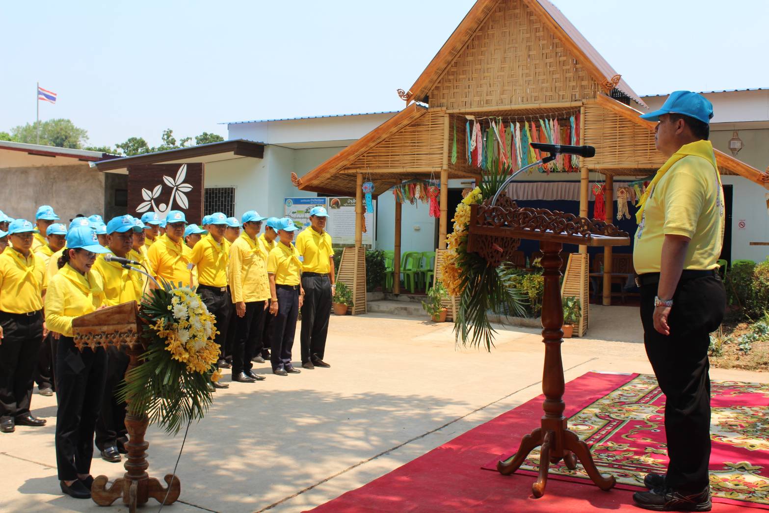 @น่าน : Kick off โครงการพัฒนาหมู่บ้านเศรษฐกิจพอเพียง มั่นคง มั่งคั่ง ยั่งยืน เฉลิมพระเกียรติ เนื่องในโอกาสมหามงคลพระราชพิธีบรมราชาภิเษก