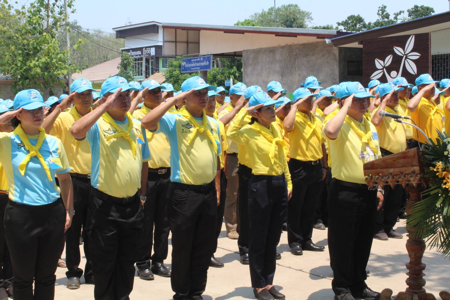 @น่าน : Kick off โครงการพัฒนาหมู่บ้านเศรษฐกิจพอเพียง มั่นคง มั่งคั่ง ยั่งยืน เฉลิมพระเกียรติ เนื่องในโอกาสมหามงคลพระราชพิธีบรมราชาภิเษก