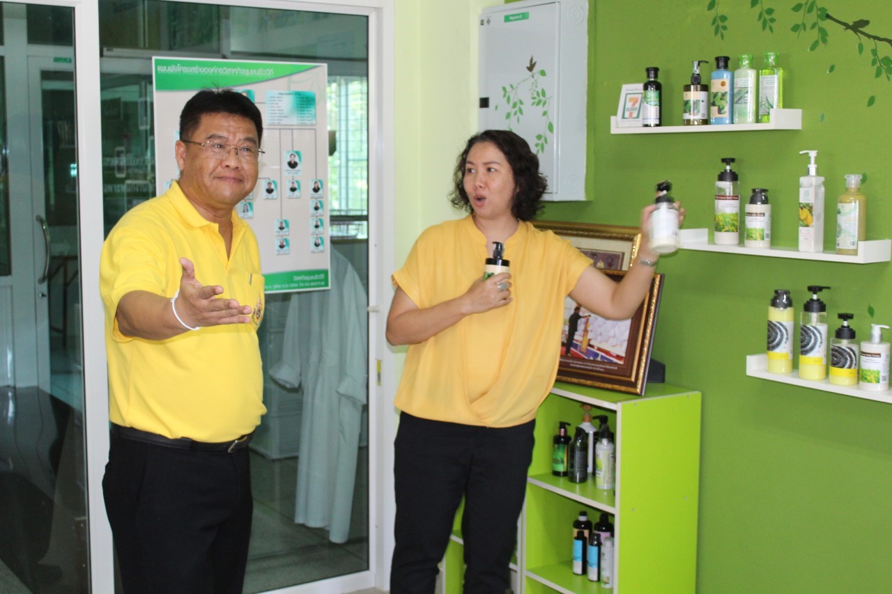 @น่าน : นายสมหวัง พ่วงบางโพ รองอธิบดีกรมการพัฒนาชุมชน และคณะ ติดตามการดำเนินงานตามยุทธศาสตร์กรมการพัฒนาชุมชน (วันที่ 1)