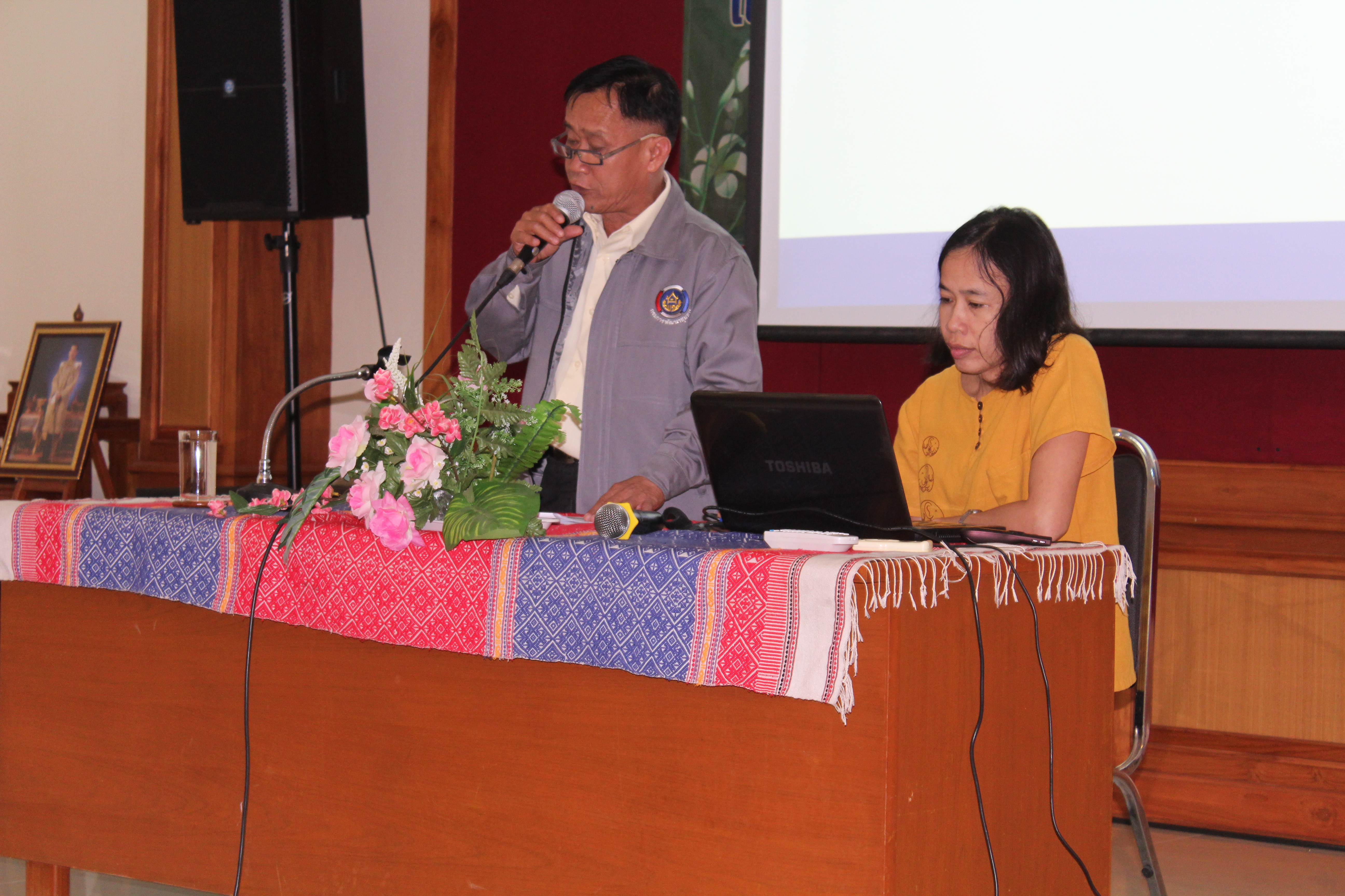 @น่าน : ประชุมเชิงปฏิบัติการเพื่อขับเคลื่อนกิจกรรมพัฒนาชุมชน ไตรมาสที่ 3-4 ประจำปีงบประมาณ พ.ศ.2562