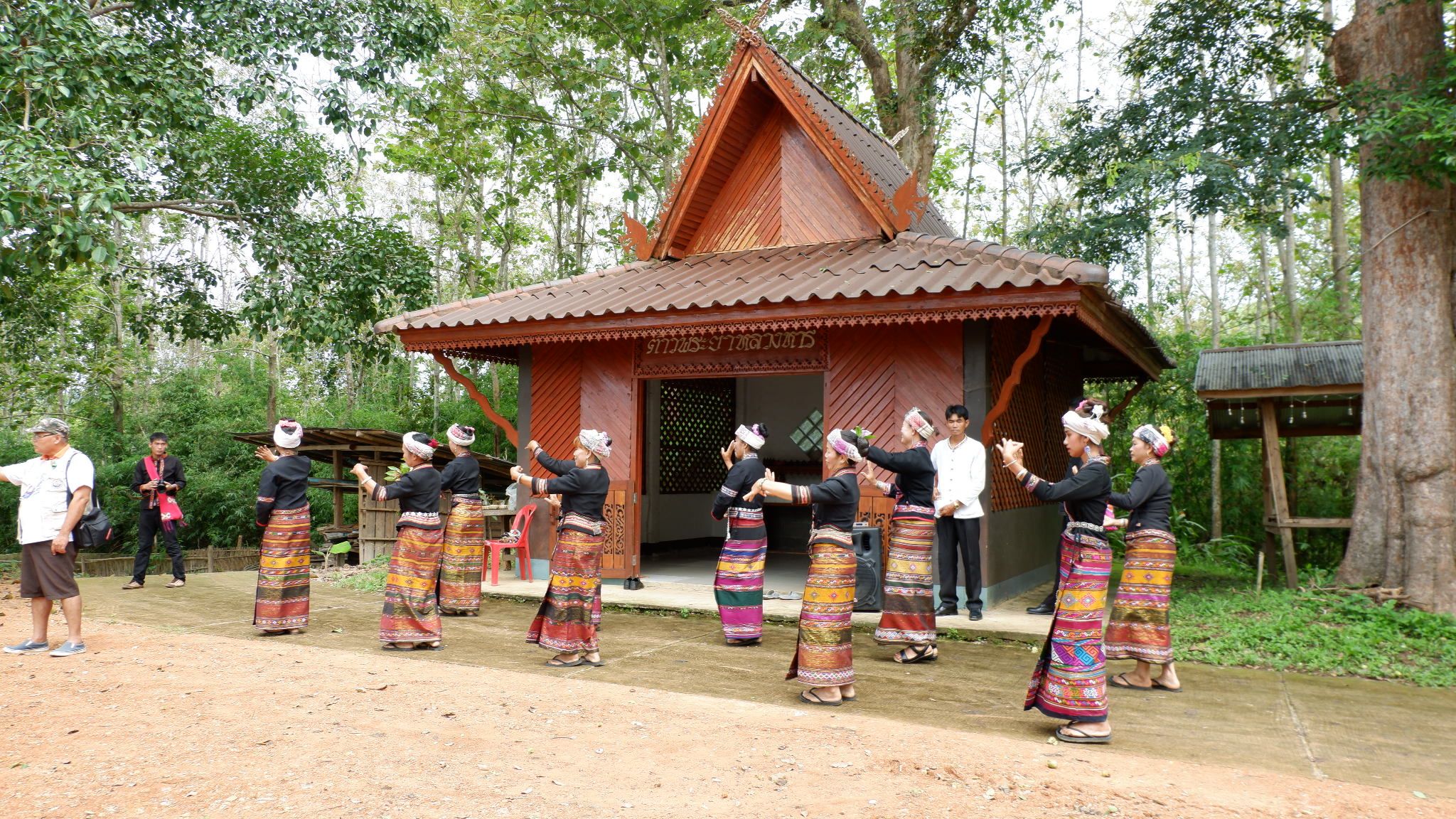 @น่าน : ขับเคลื่อนโครงการยกระดับการท่องเที่ยวคุณภาพ กิจกรรมจัดนิทรรศการโปรแกรมท่องเที่ยวโดยชุมชน