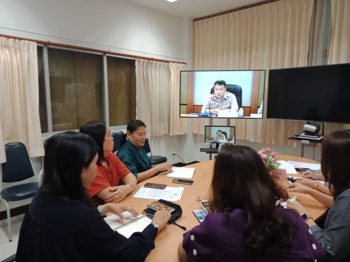 @พช.น่าน รับฟังการประชุมกรมการพัฒนาชุมชน ครั้งที่ 10/2562