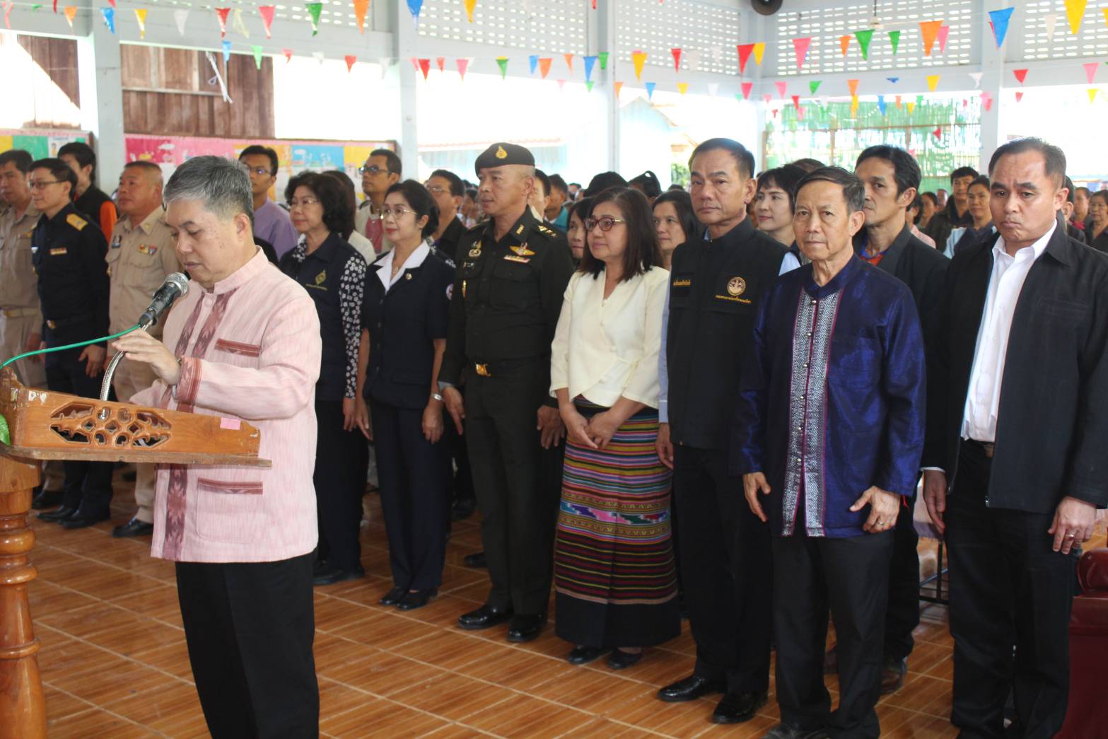 @น่าน : ออกหน่วยบำบัดทุกข์ บำรุงสุข สร้างรอยยิ้มให้ประชาชนและมอบเงินกองทุนพัฒนาเด็กชนบทฯ