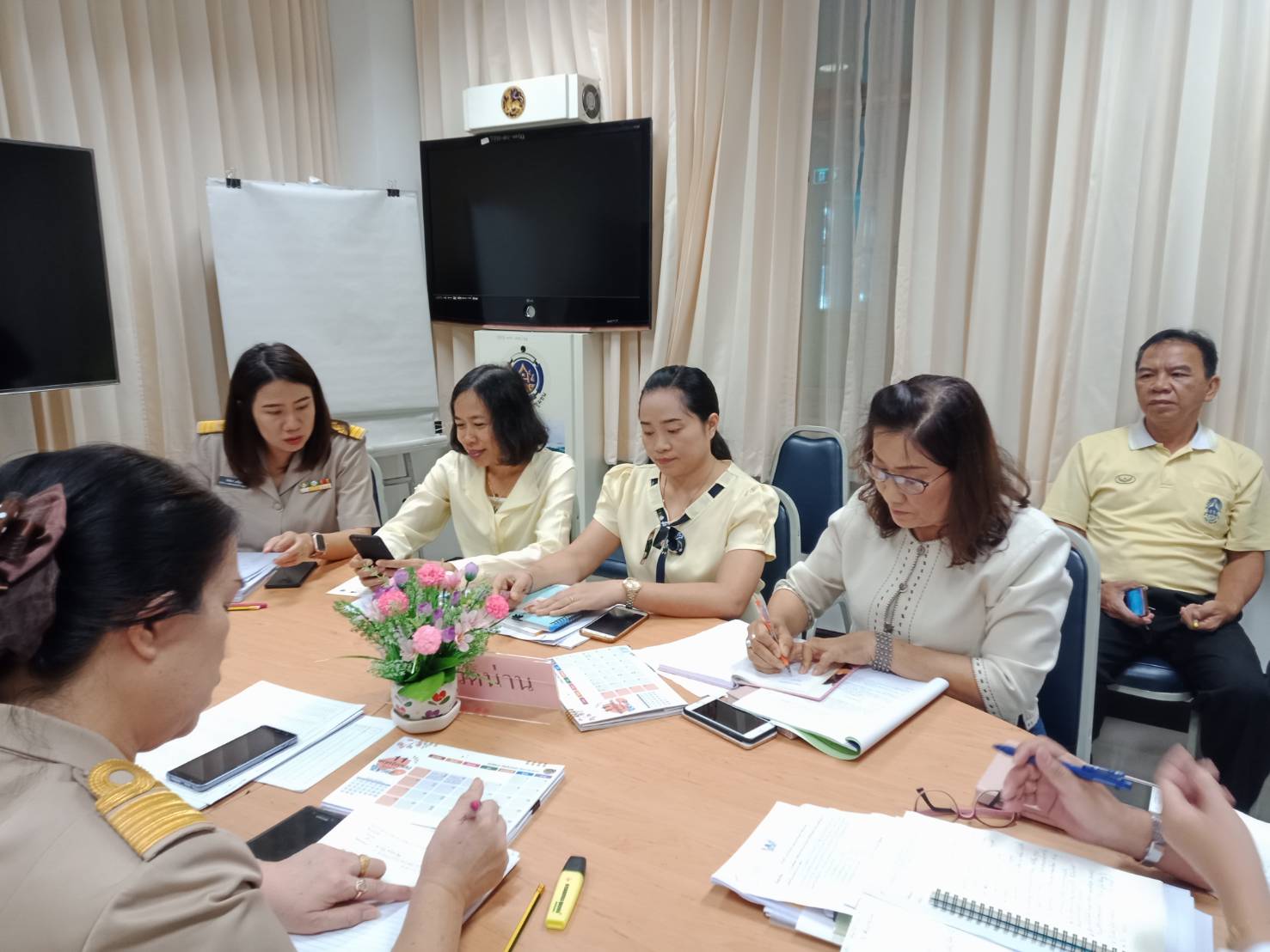 @สพจ.น่าน : ประชุมเจ้าหน้าที่ สพจ.น่าน ประจำเดือน พฤศจิกายน 2562