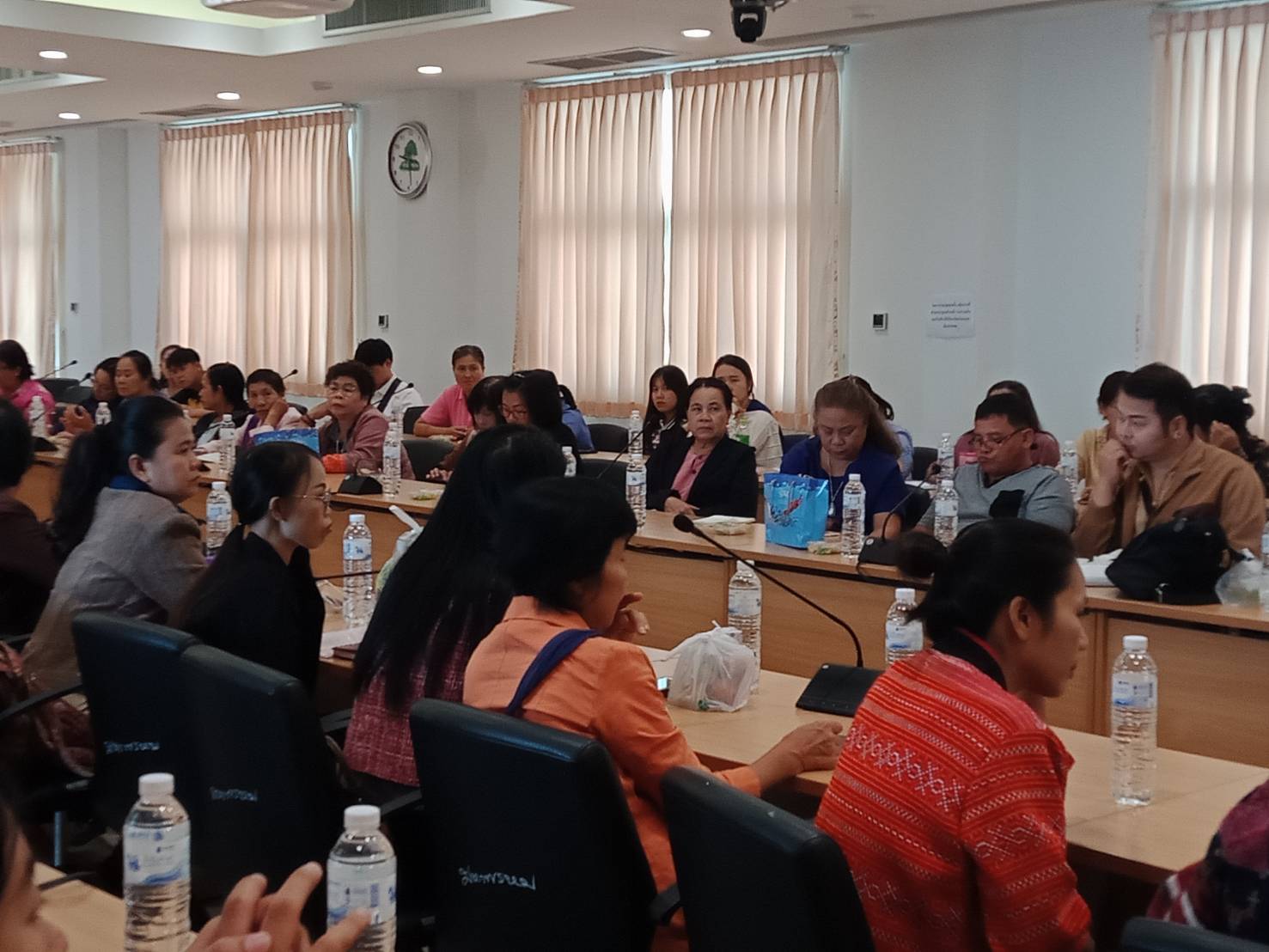 @สพจ.น่าน : ประชุมคณะกรรมการเครือข่าย OTOP ระดับจังหวัด และผู้ผลิต ผู้ประกอบการ OTOP จังหวัดน่าน