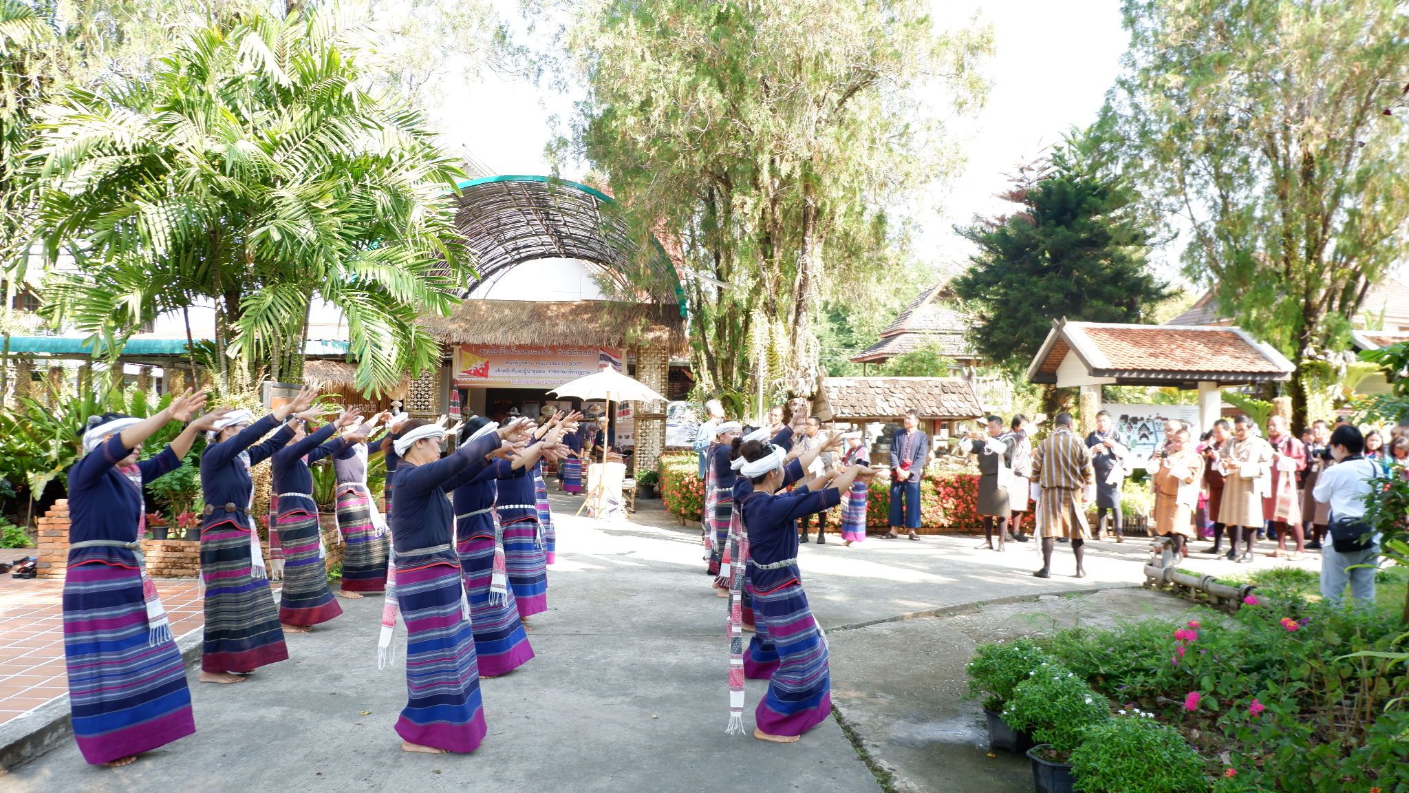 สพจ.น่านต้อนรับคณะผู้บริหาร คณะกรรมการ OGOP เจ้าหน้าที่และผู้นำชุมชนราชอาณาจักรภูฏาน ในโอกาสศึกษาดูงาน ในพื้นที่ จ.น่าน (วันที่ 1)