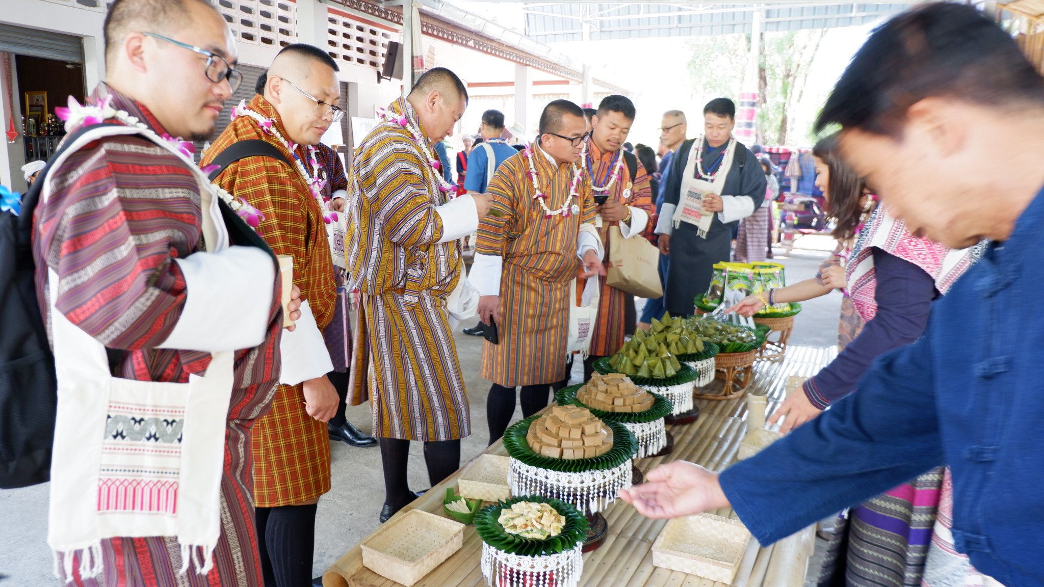 สพจ.น่านต้อนรับคณะผู้บริหาร คณะกรรมการ OGOP เจ้าหน้าที่และผู้นำชุมชนราชอาณาจักรภูฏาน ในโอกาสศึกษาดูงาน ในพื้นที่ จ.น่าน (วันที่ 1)