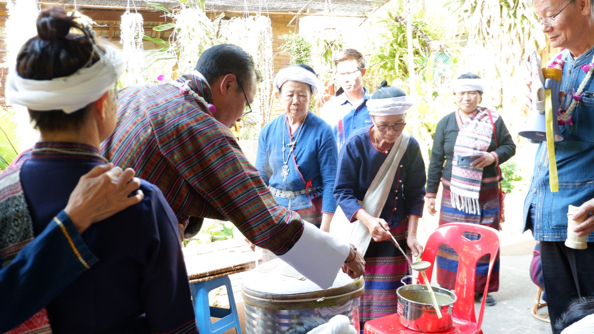 สพจ.น่านต้อนรับคณะผู้บริหาร คณะกรรมการ OGOP เจ้าหน้าที่และผู้นำชุมชนราชอาณาจักรภูฏาน ในโอกาสศึกษาดูงาน ในพื้นที่ จ.น่าน (วันที่ 1)