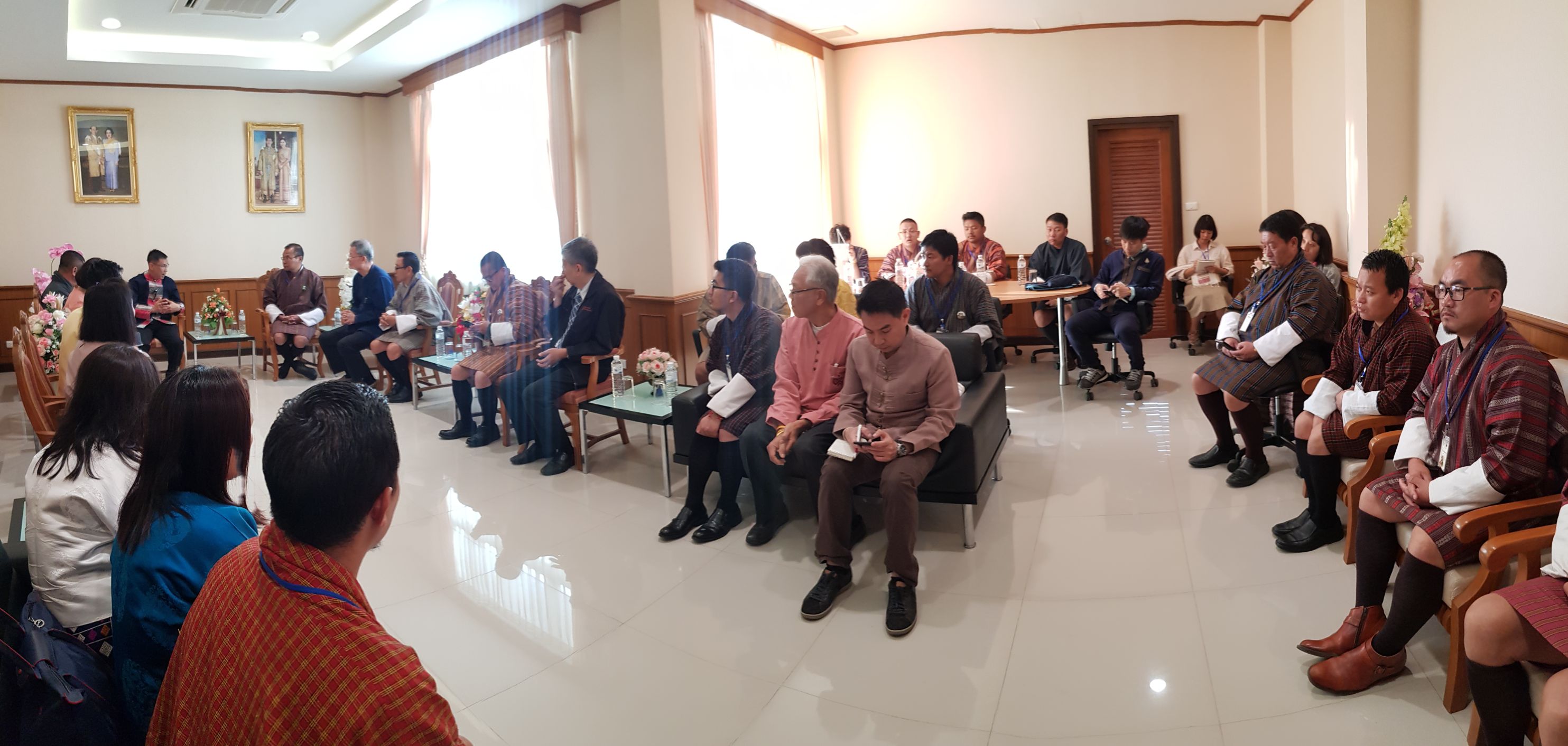 @น่าน : สพจ.น่าน นำคณะผู้บริหาร คณะกรรมการ OGOP เจ้าหน้าที่และผู้นำชุมชน ราชอาณาจักรภูฏาน ศึกษาดูงานพื้นที่ จ.น่าน (วันที่ 2)